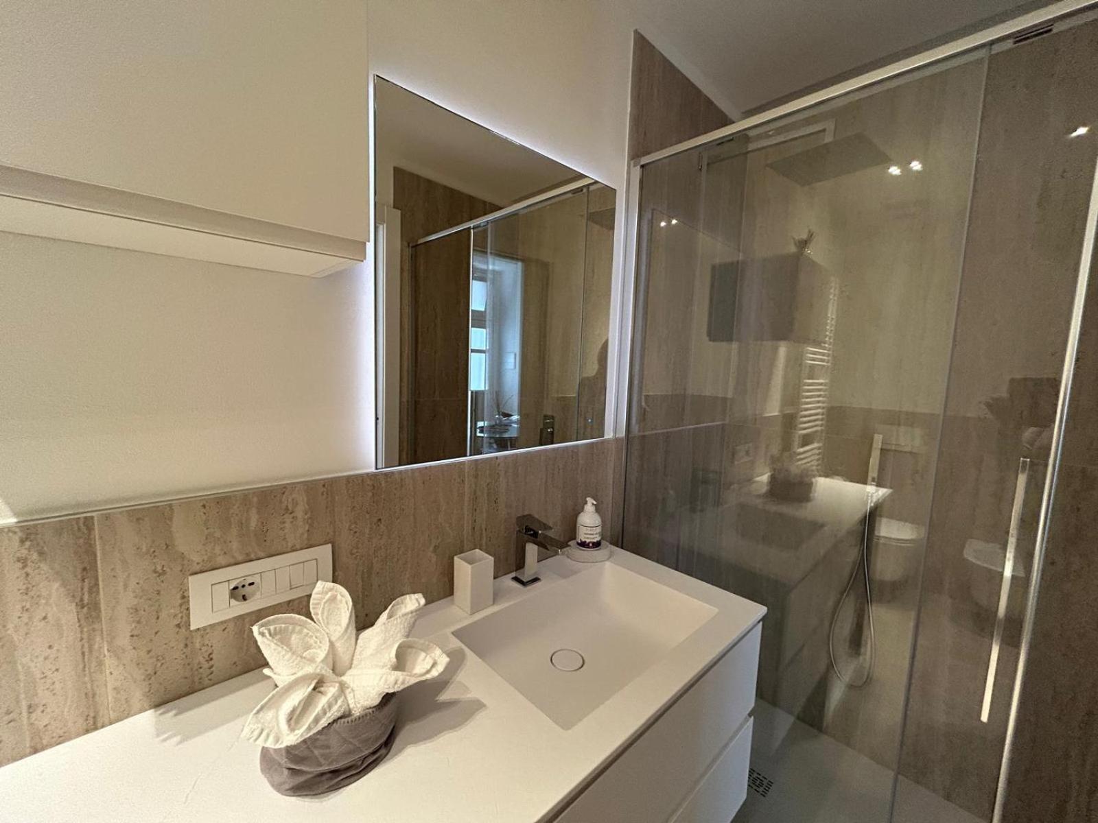 Vittorio Emanuele Apartment - Downtown Como Eksteriør billede